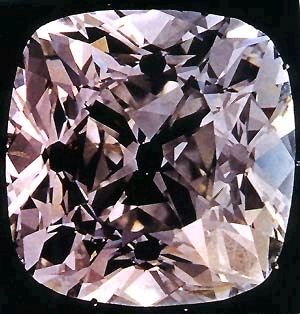 5 зловещих бриллиантов в истории