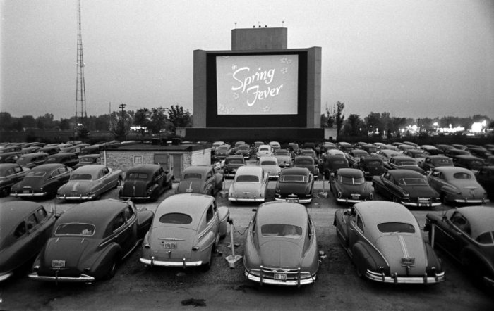 Как появились первые кинотеатры, и почему не все могли досмотреть 15-минутный фильм до конца