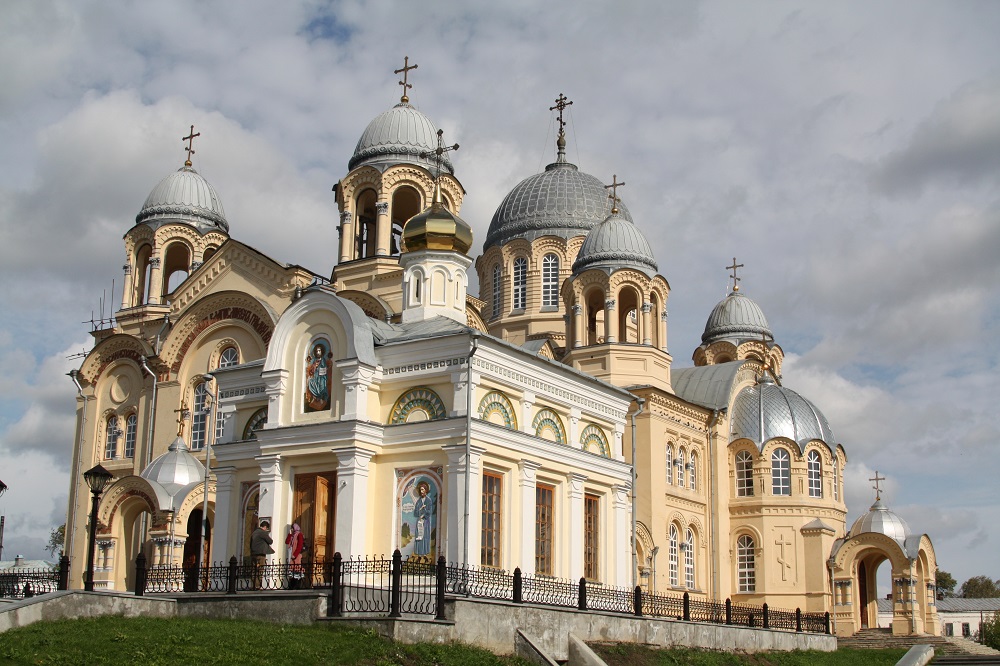 25 священных мест России