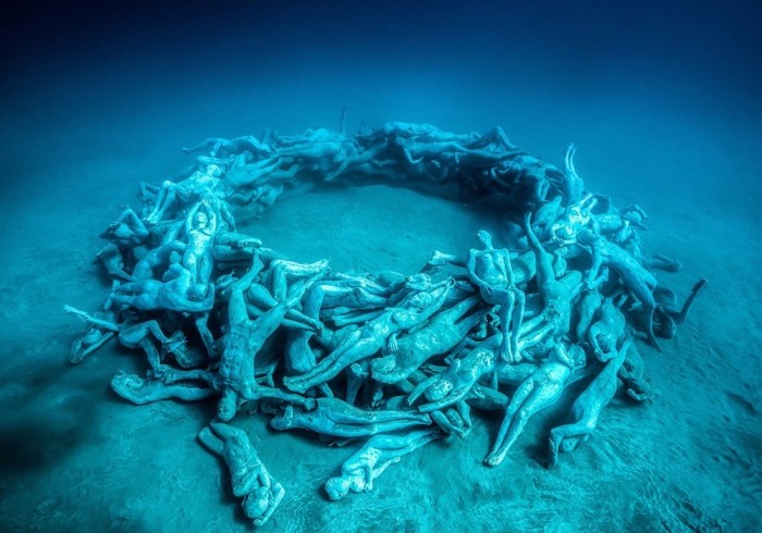 Что можно увидеть в единственном в мире подводном музее, посещение которого - экстремальное приключение