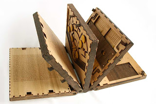 Деревянная книга-головоломка