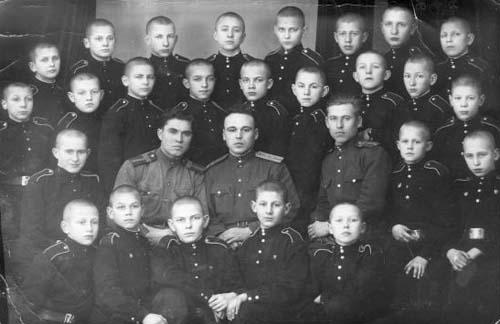 Зачем Сталин в 1943 году создал Суворовские училища